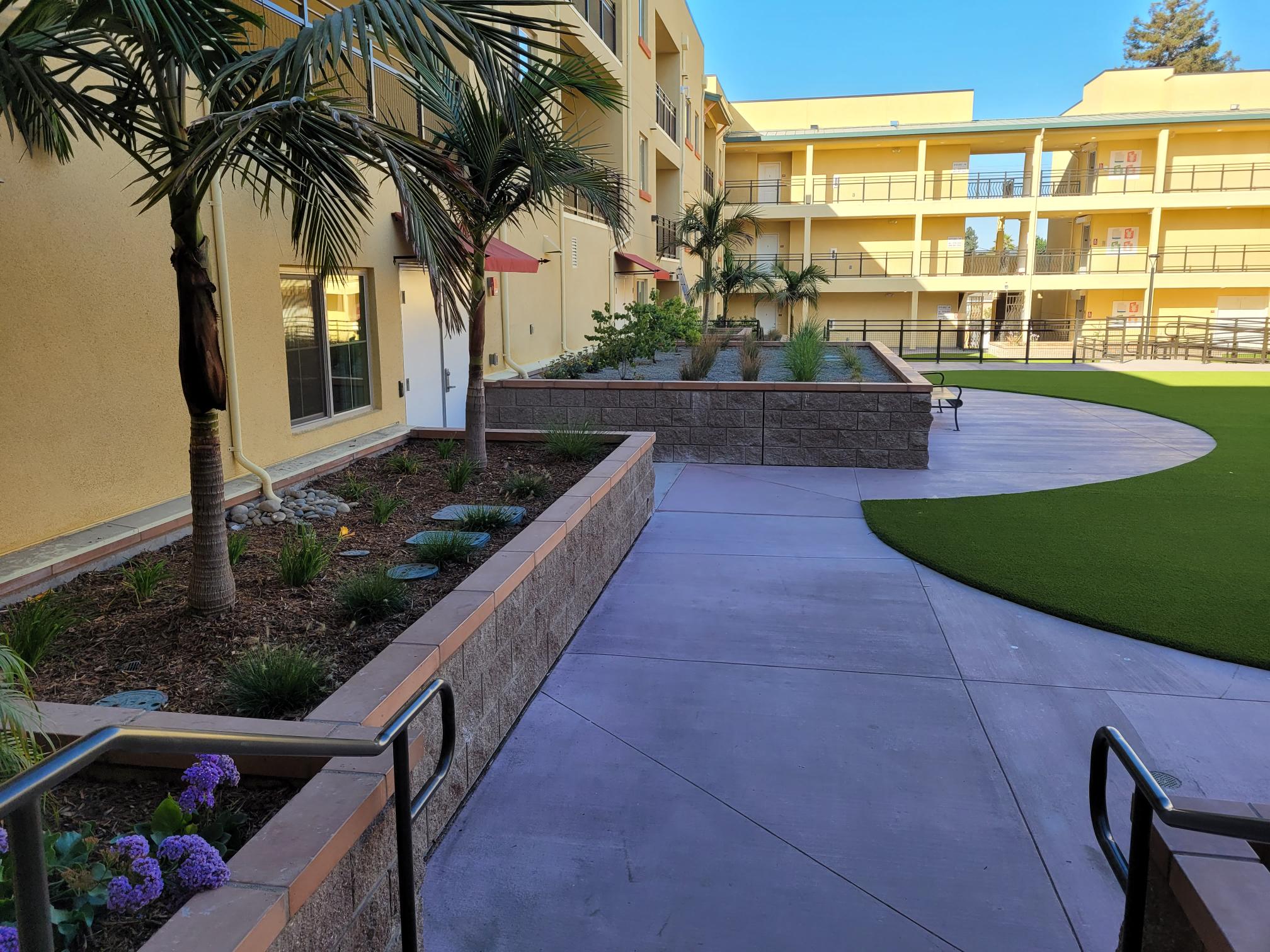 Ocean Street Apartments photo 5